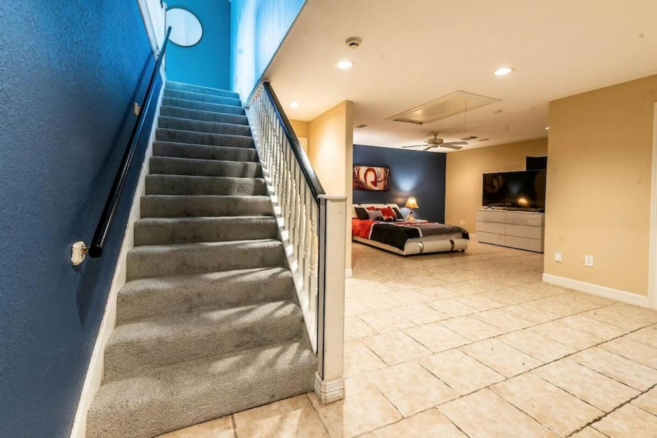 Huge 6 Bedroom With Pool, Spa, 85 Inch Tv, Game Room Houston Kültér fotó