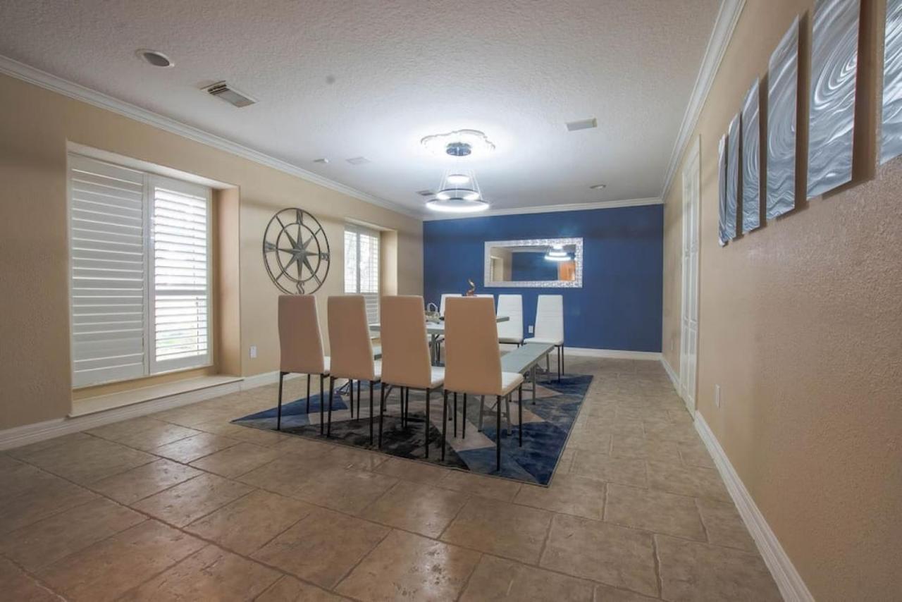 Huge 6 Bedroom With Pool, Spa, 85 Inch Tv, Game Room Houston Kültér fotó