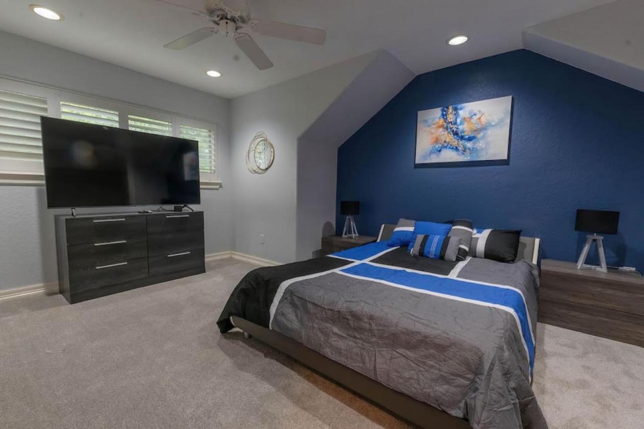 Huge 6 Bedroom With Pool, Spa, 85 Inch Tv, Game Room Houston Kültér fotó